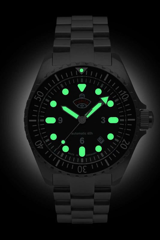 NVA Kommando Minentaucher Black / Black Strap Black Dial - Veloce - The App For Watch Collectors