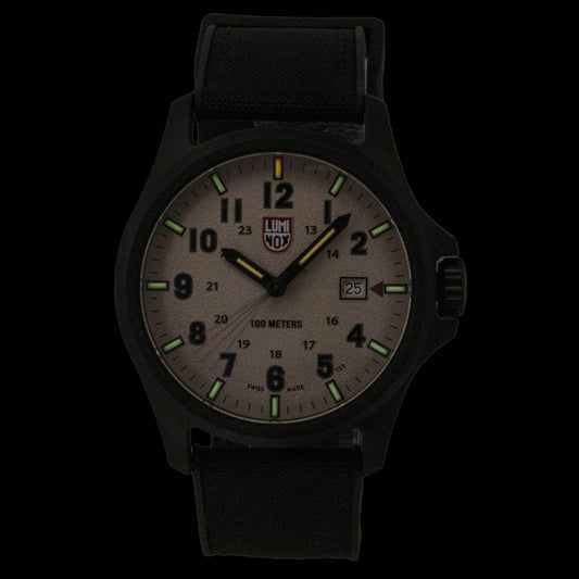 Luminox Atacama Field Rubber Strap Beige Dial Quartz XL.1971.2 100M Men's Watch