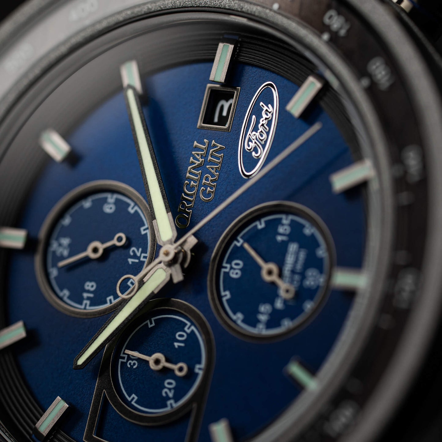 Ford.com Barrel Chrono 45mm