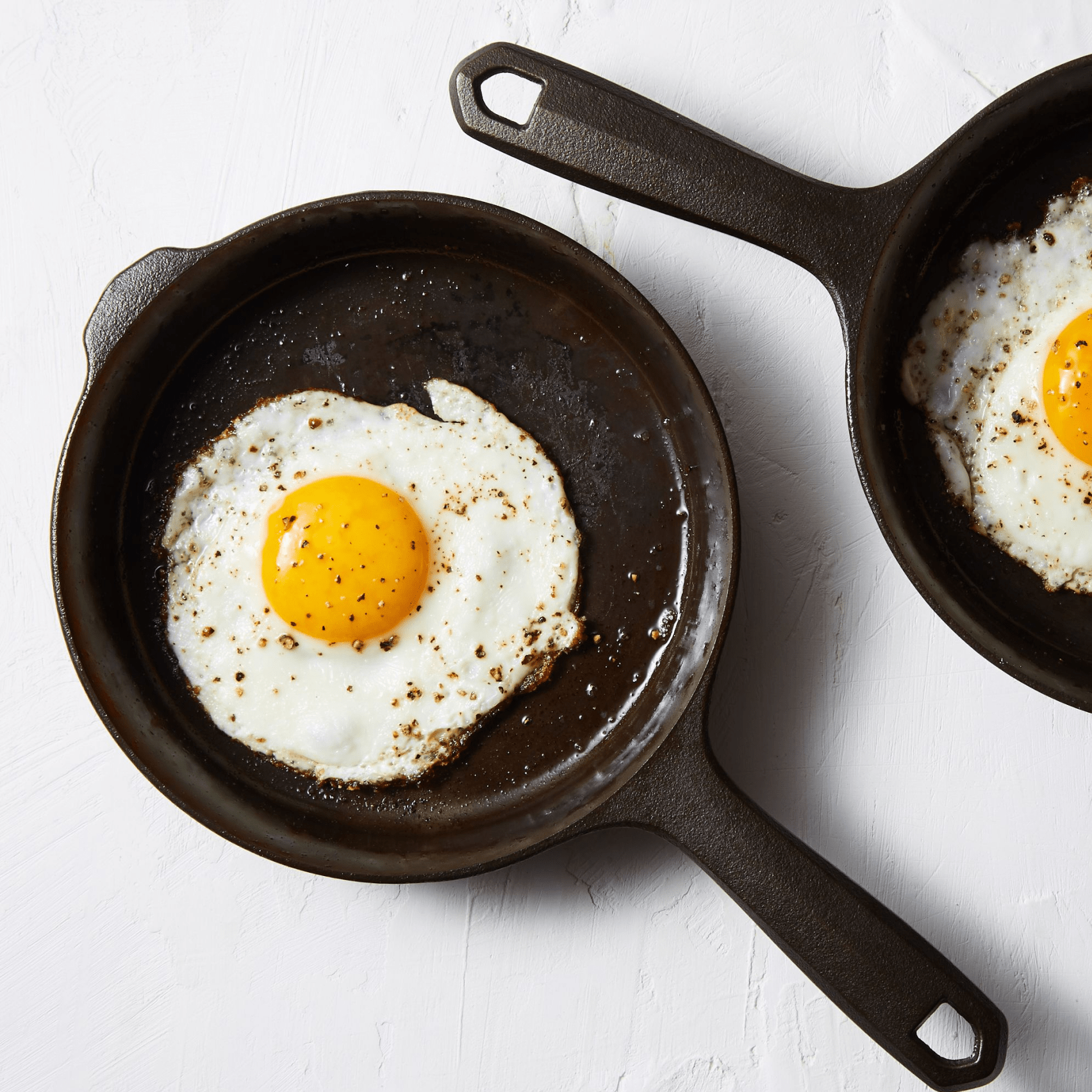 No 4 Cast Iron Skillet Six And Three Quarters Inch Pan - Veloce - The App For Watch Collectors
