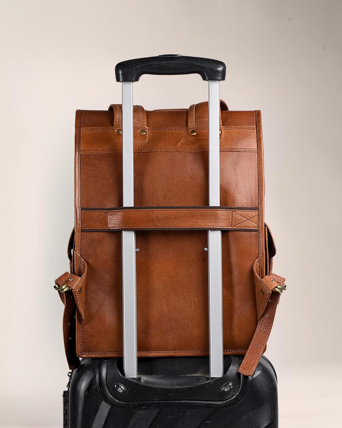 Vintage Leather Backpack Rucksack - Veloce - The App For Watch Collectors