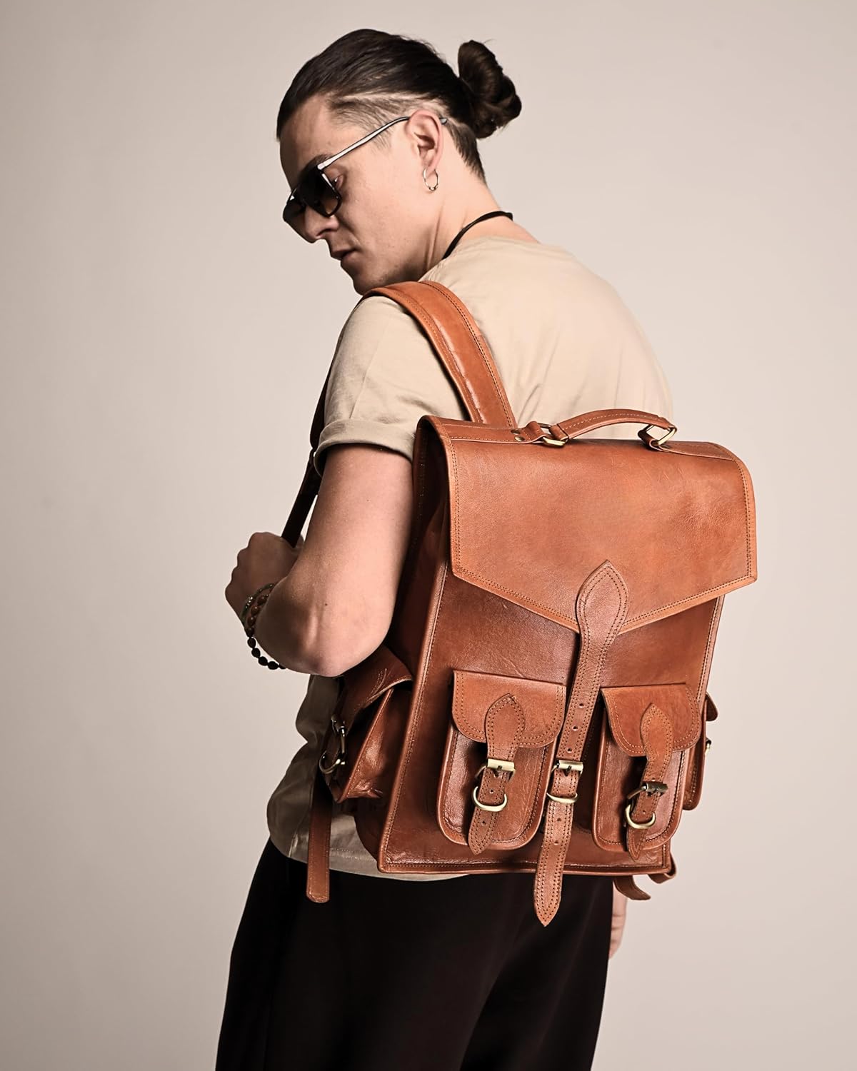 Vintage Leather Backpack Rucksack - Veloce - The App For Watch Collectors