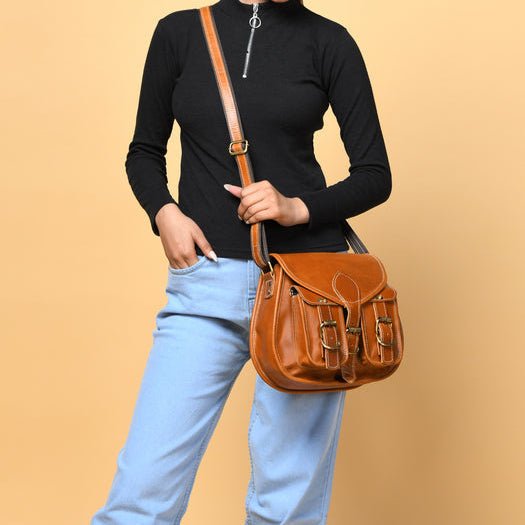 2 - Pocket Leather Sling For Women - Veloce - The App For Watch Collectors