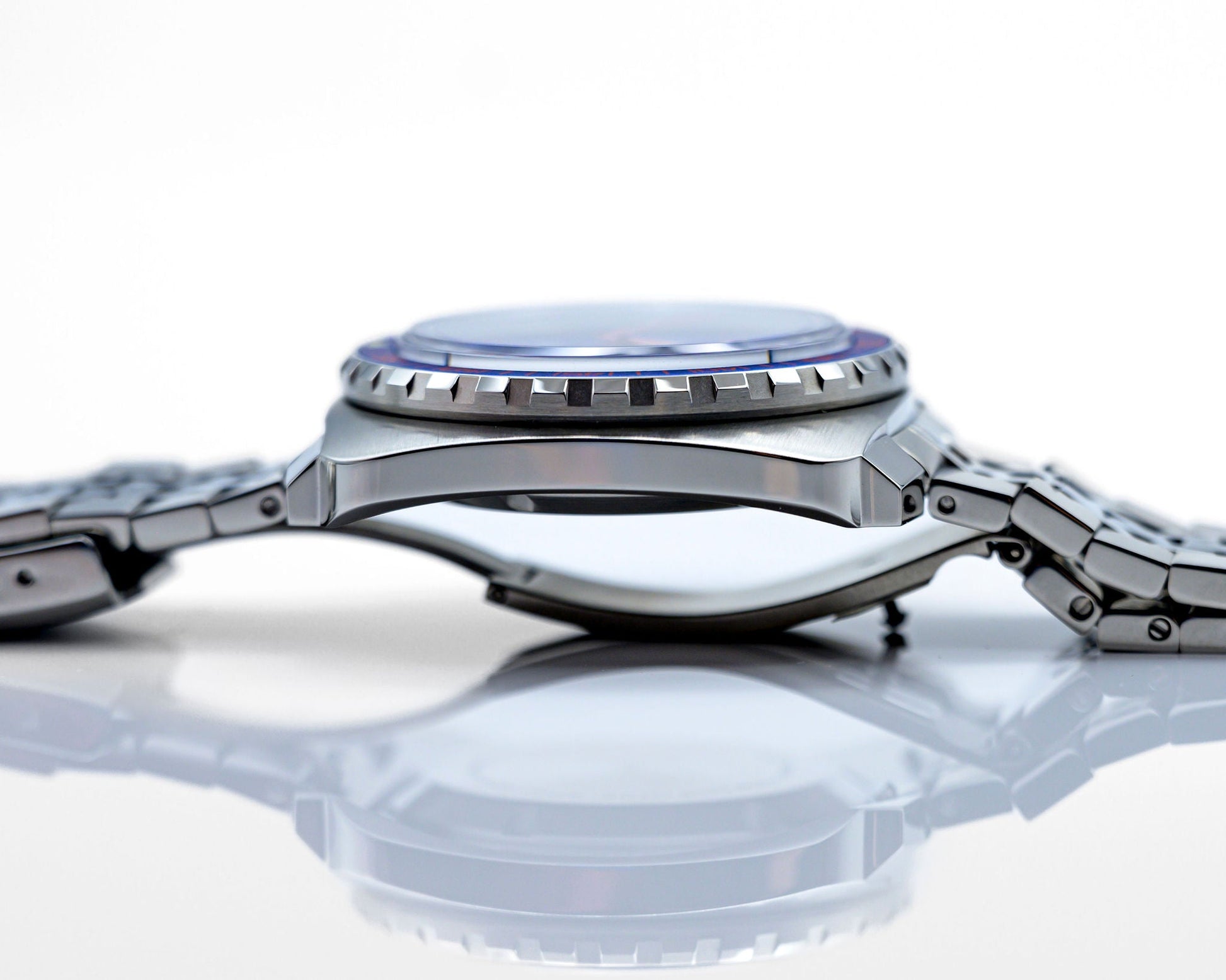 Desk Diver Professional Black And Gold Swiss Made Watch - Veloce - The App For Watch Collectors