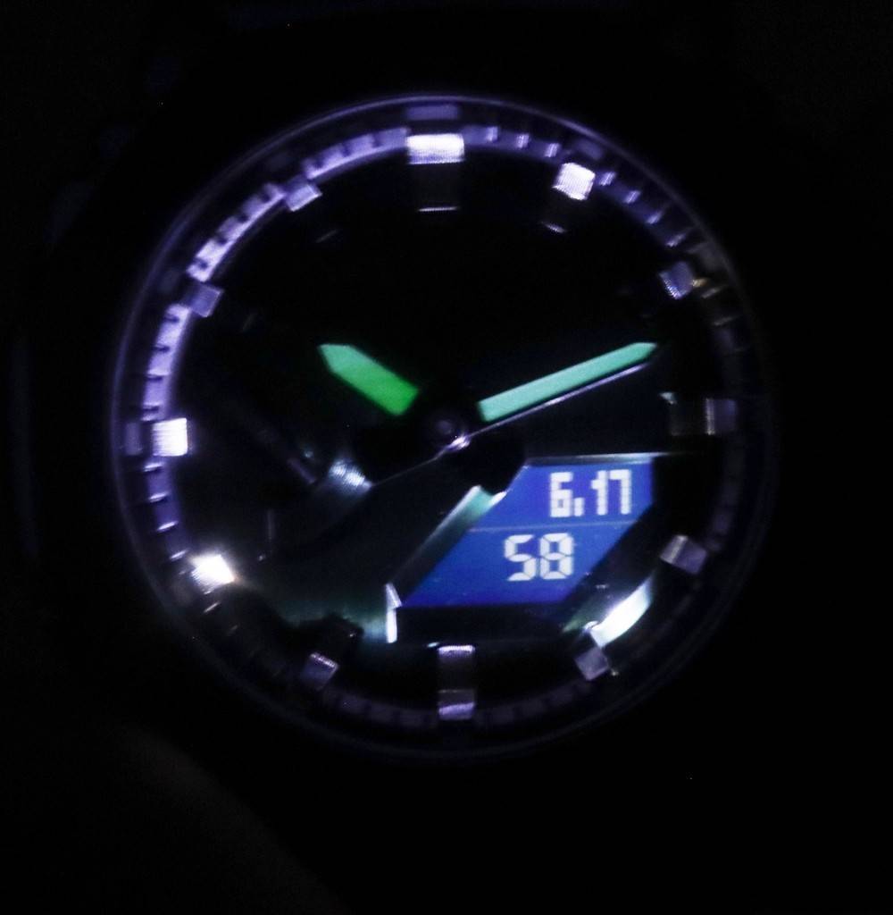 Casio G-Shock Analog Digital Quartz Diver's GM-2100B-3A GM2100B-3 200M Men's Watch