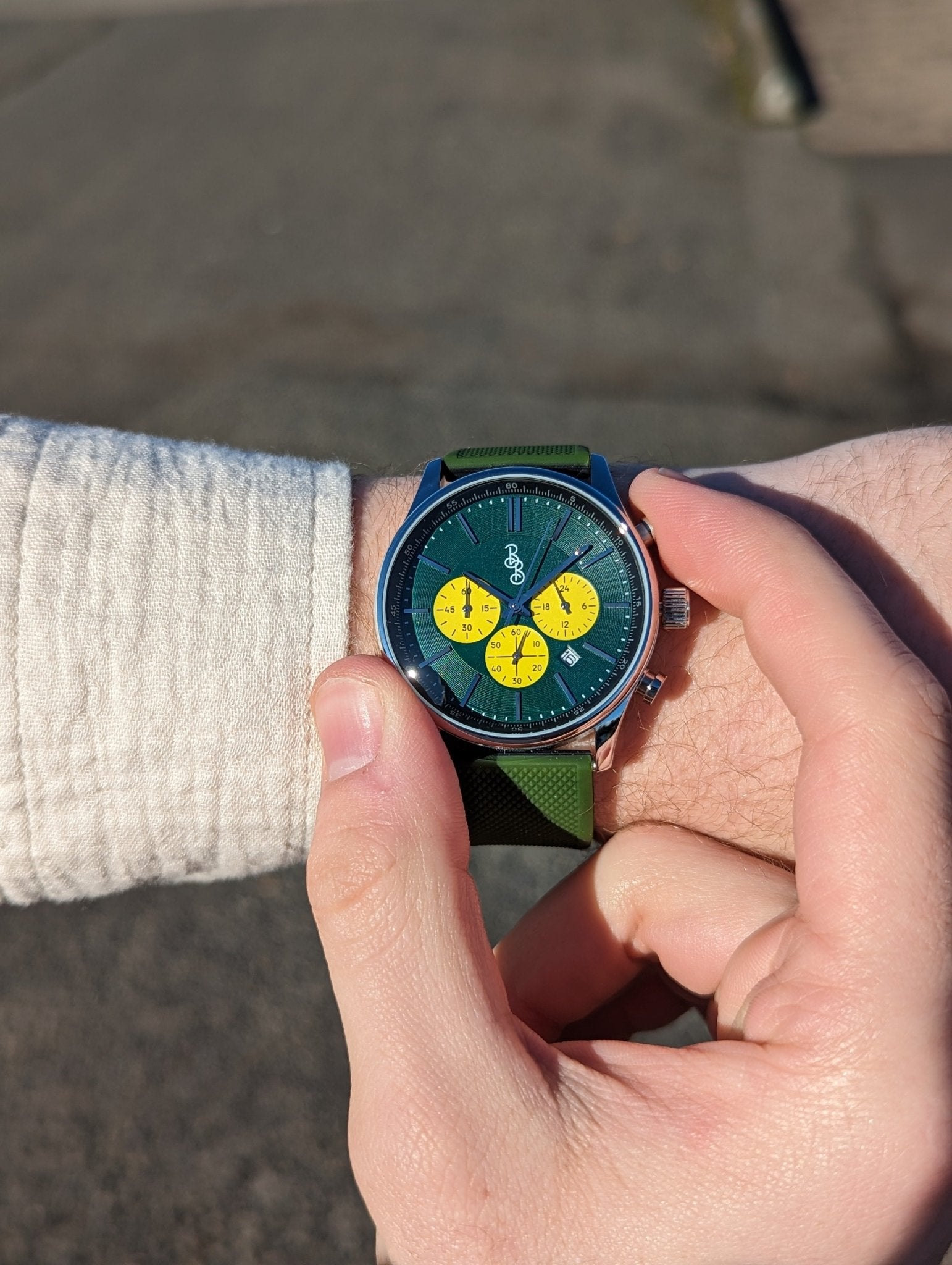 Green and Yellow Chronograph With Quick Release Straps - Veloce - The App For Watch Collectors