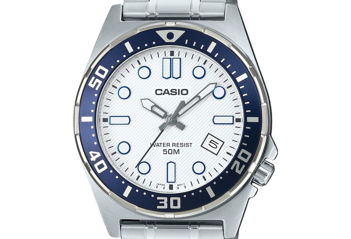 Casio Standard Analog Stainless Steel White Dial Quartz MTD-135D-7AV Men's Watch