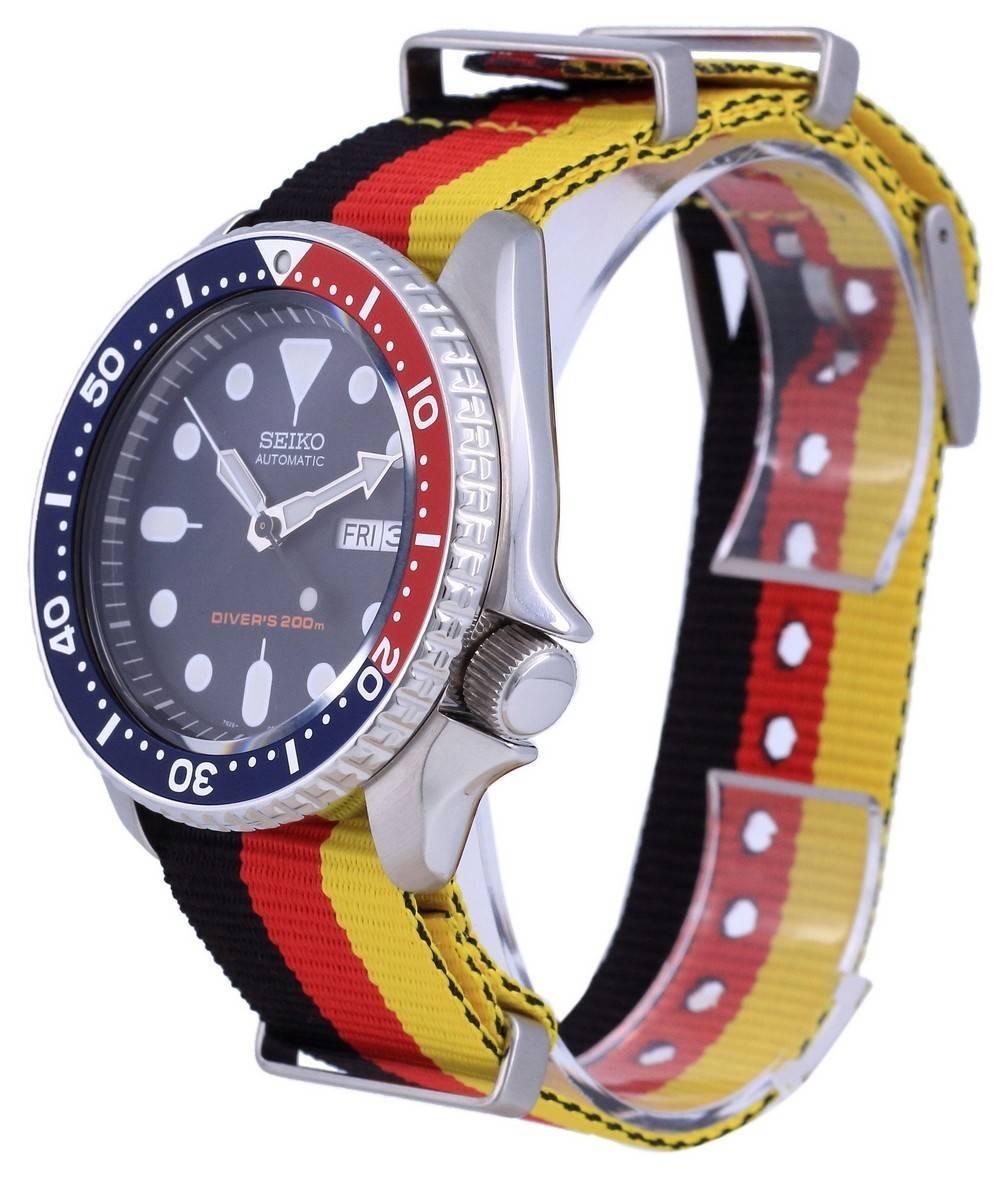 Seiko Automatic Diver's Polyester SKX009K1-var-NATO26 200M Men's Watch