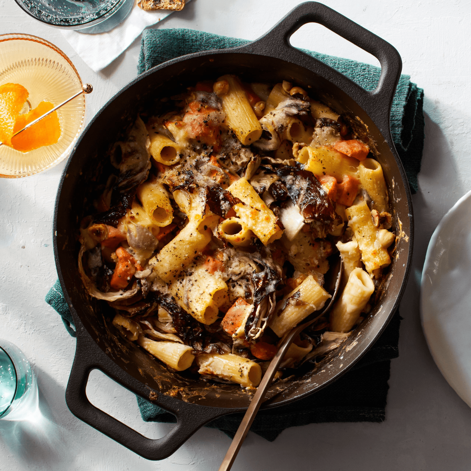 No 8 Cast Iron Dutch Oven 4.5 Quart Lightweight Everyday - Veloce - The App For Watch Collectors