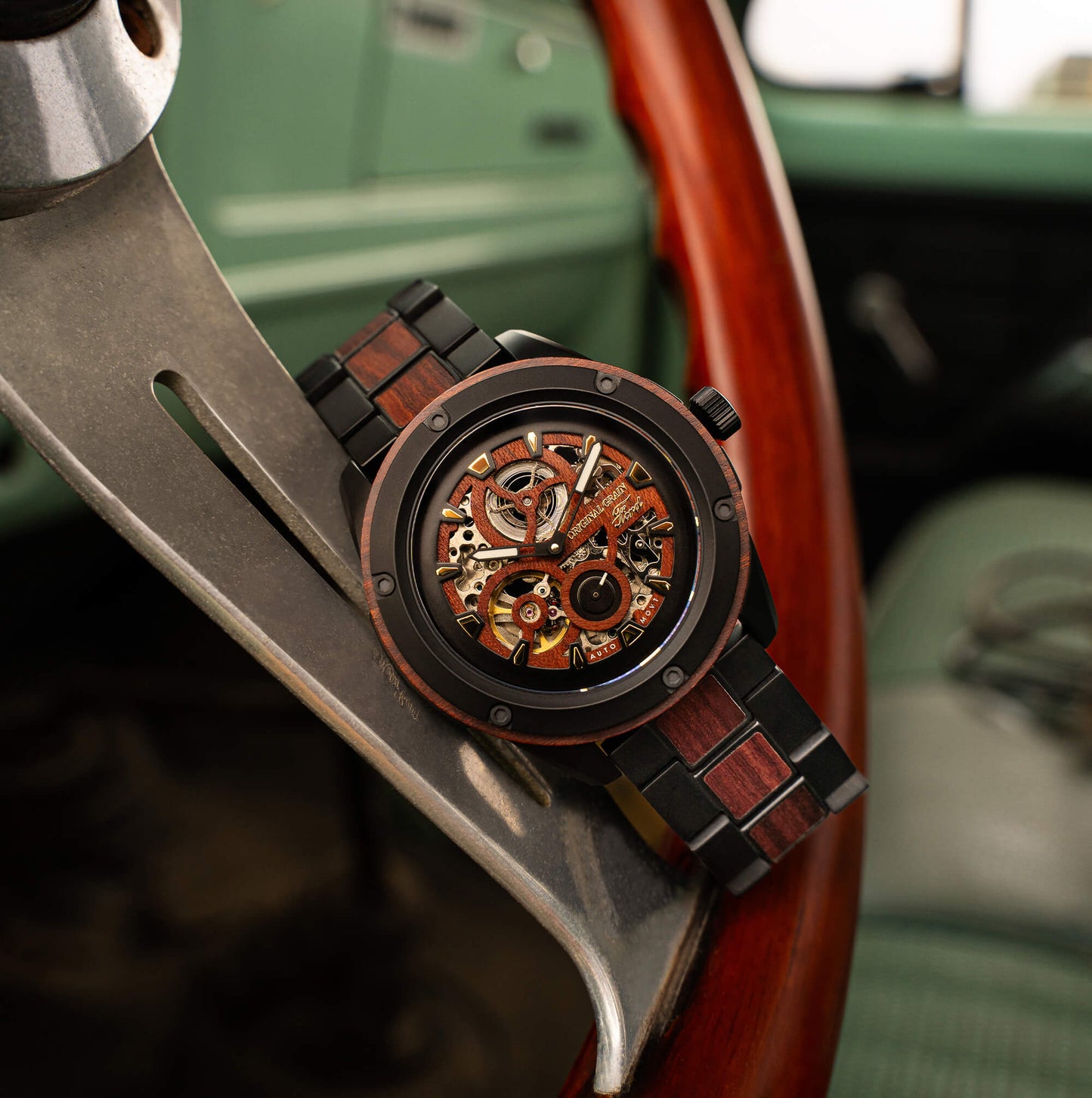 Ford.com Heritage Rugged Automatic 44mm