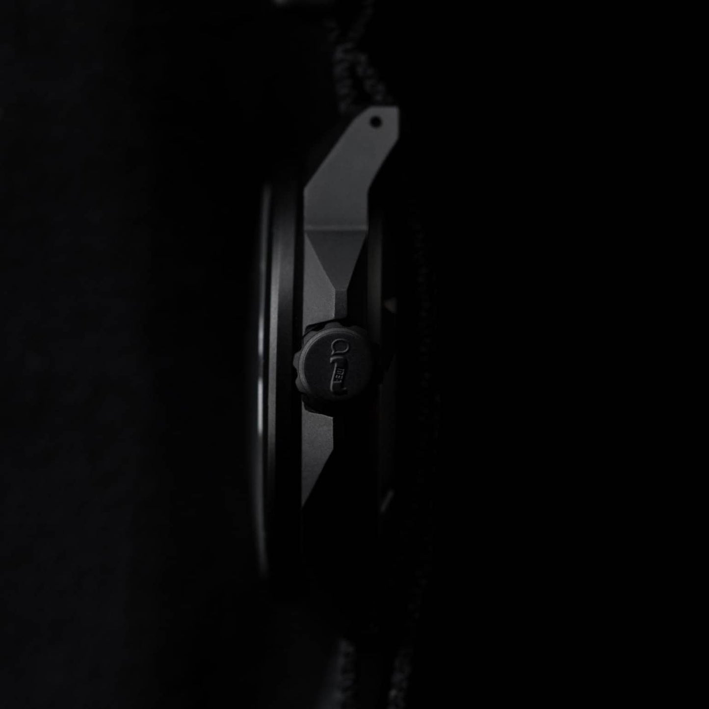 Ti Field Watch / Solar Driven / Black - Veloce - The App For Watch Collectors