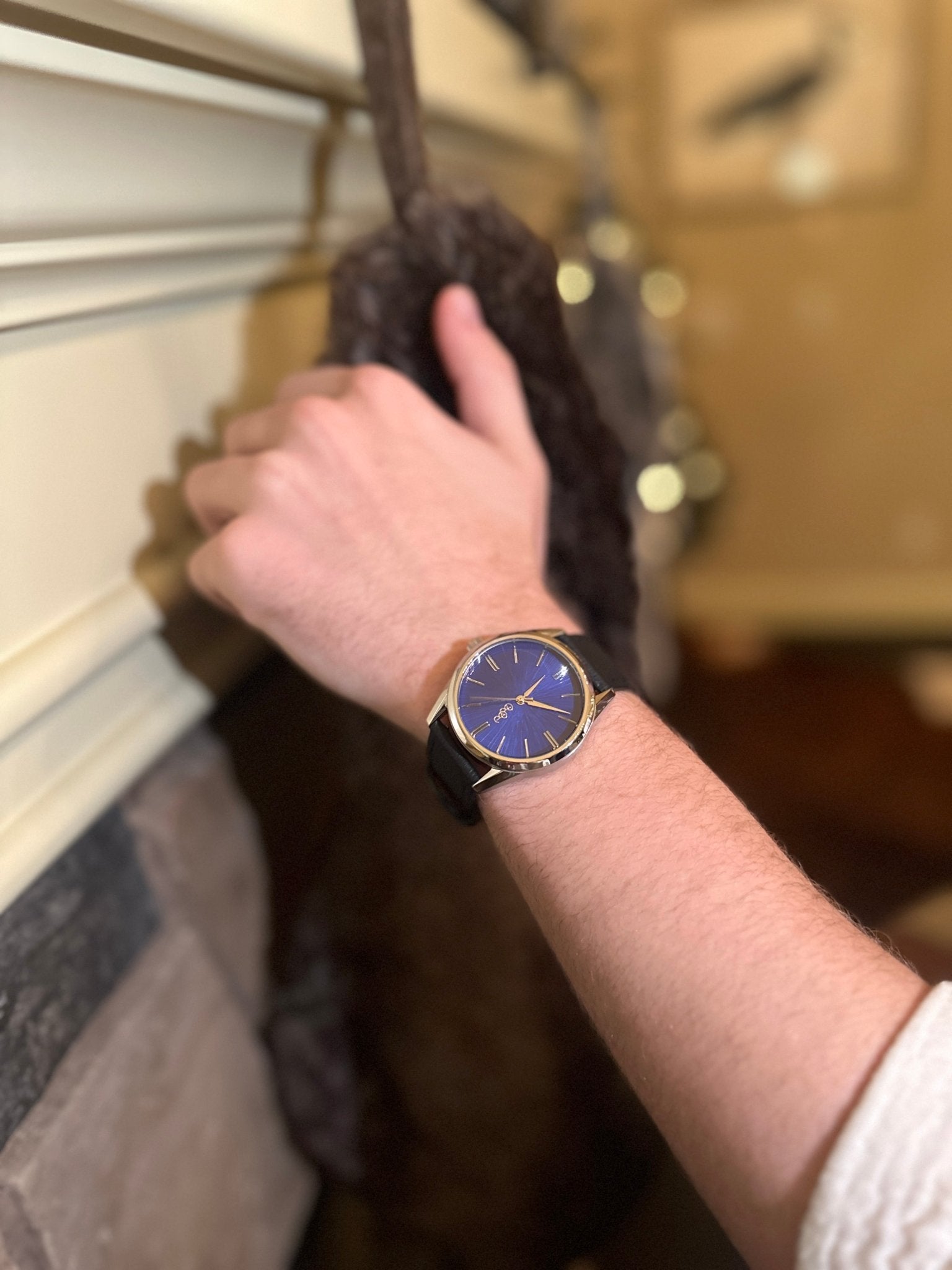 Blue Sunburst Watch With Quick Release Interchangeable Straps - Veloce - The App For Watch Collectors