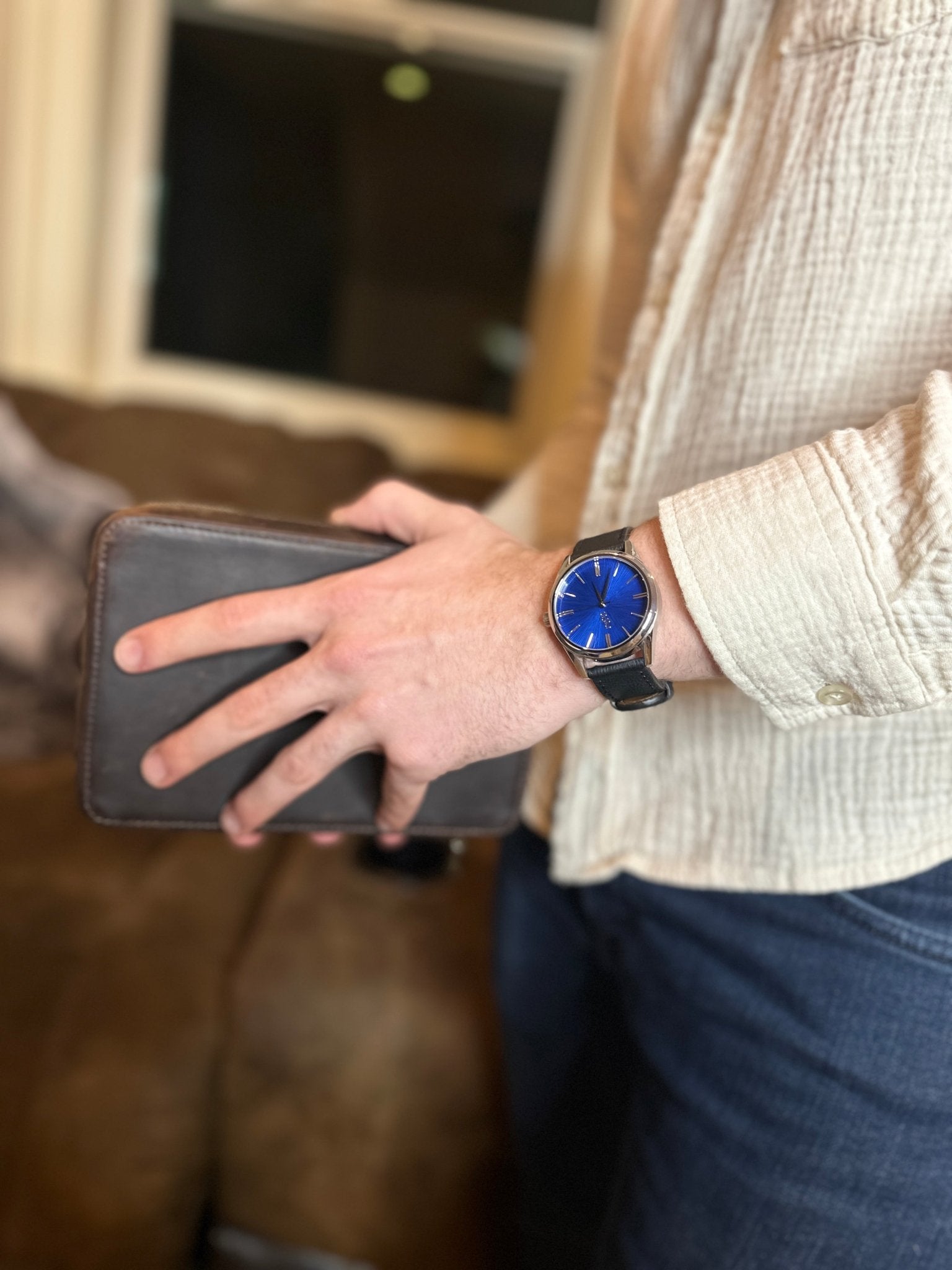 Blue Sunburst Watch With Quick Release Interchangeable Straps - Veloce - The App For Watch Collectors