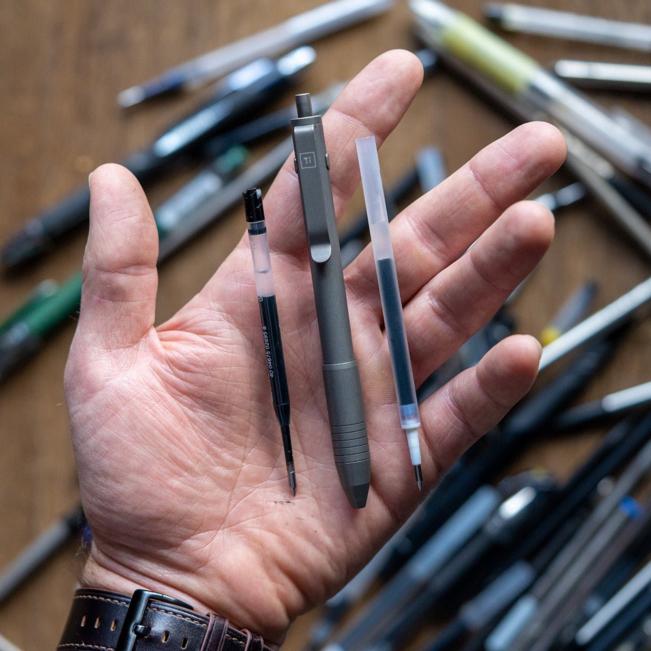 Dual Side Click Pen With Auto Adjustable Tip And Length - Veloce - The App For Watch Collectors