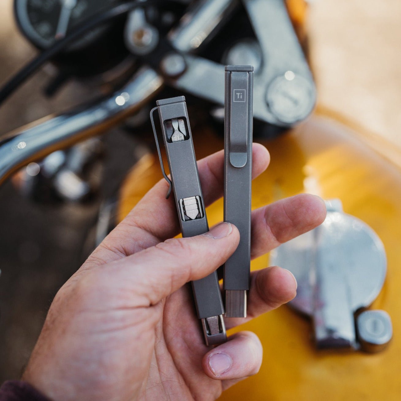 Bit Bar Inline Max Titanium Screwdriver With Bit Storage - Veloce - The App For Watch Collectors